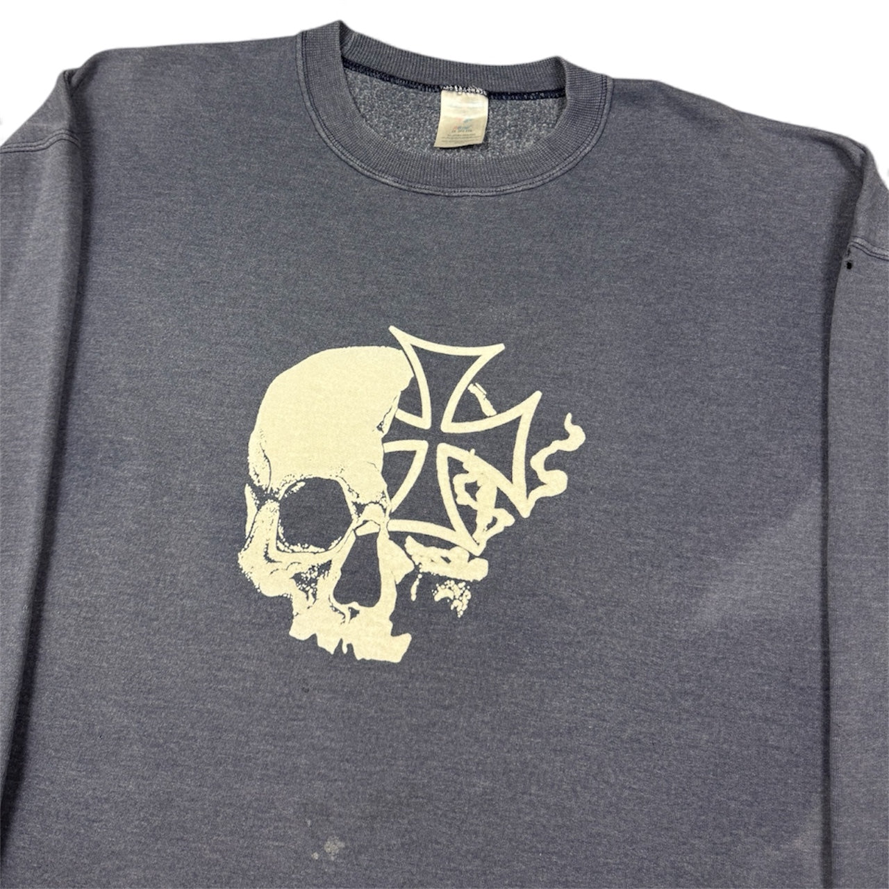 STORMRIDERS VINTAGE SKULL & CROSS CROPPED SWEATER