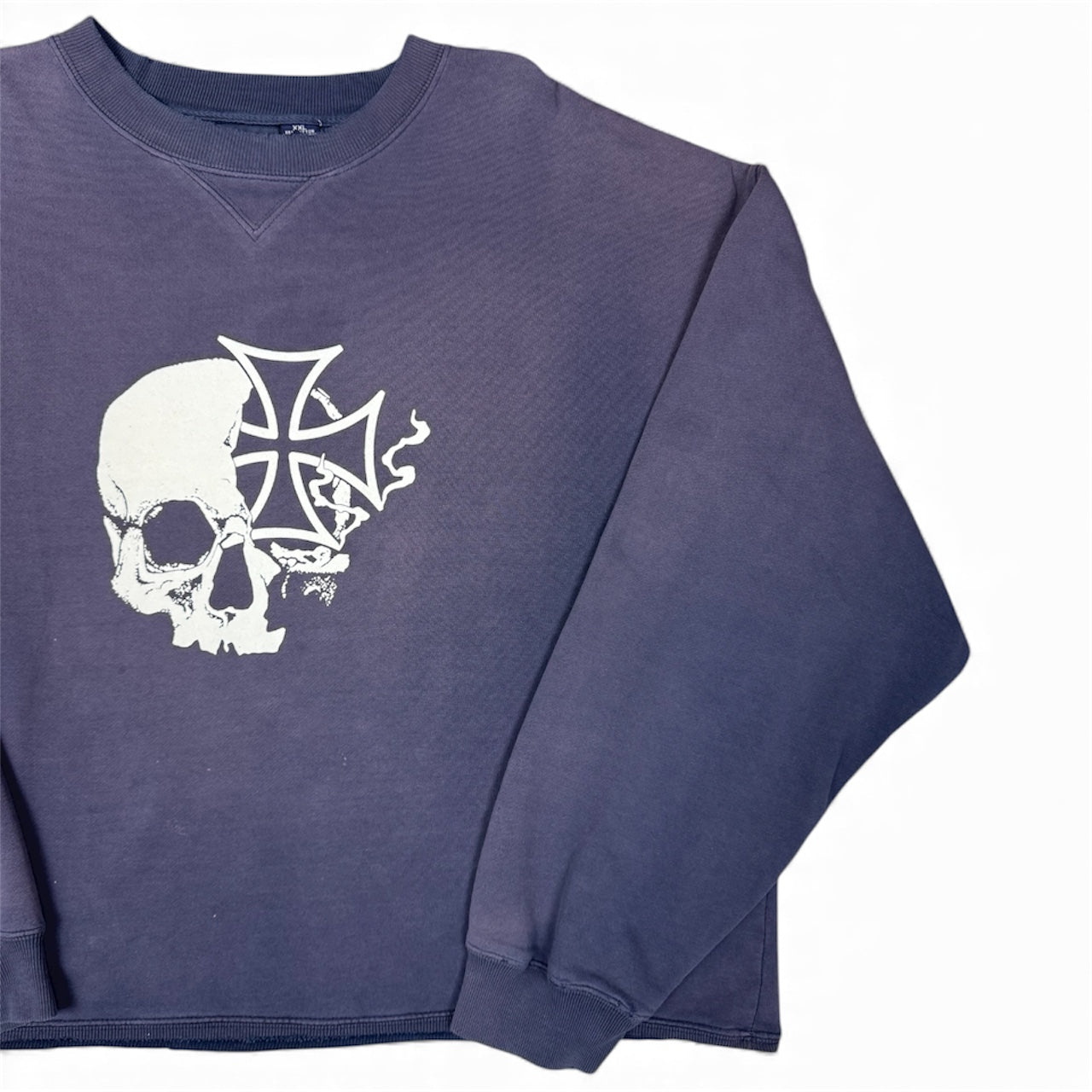 STORMRIDERS VINTAGE SKULL & CROSS CROPPED SWEATER